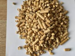 Продам древесные пеллеты А1 (premium), 15кг (wood pellets)