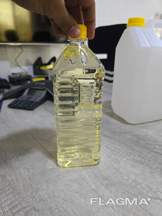 Vând ulei de floarea-soarelui rafinat și nerafinat