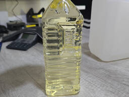 Vând ulei de floarea-soarelui rafinat și nerafinat